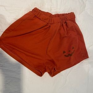 orange halloween shorts